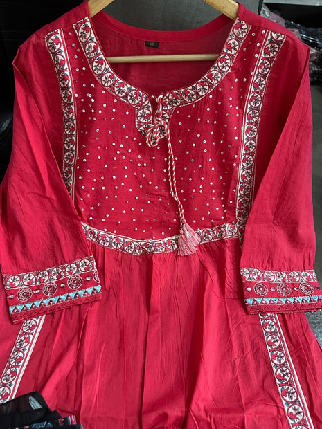 Aarohi Handworked Heavy Cotton Suit Set