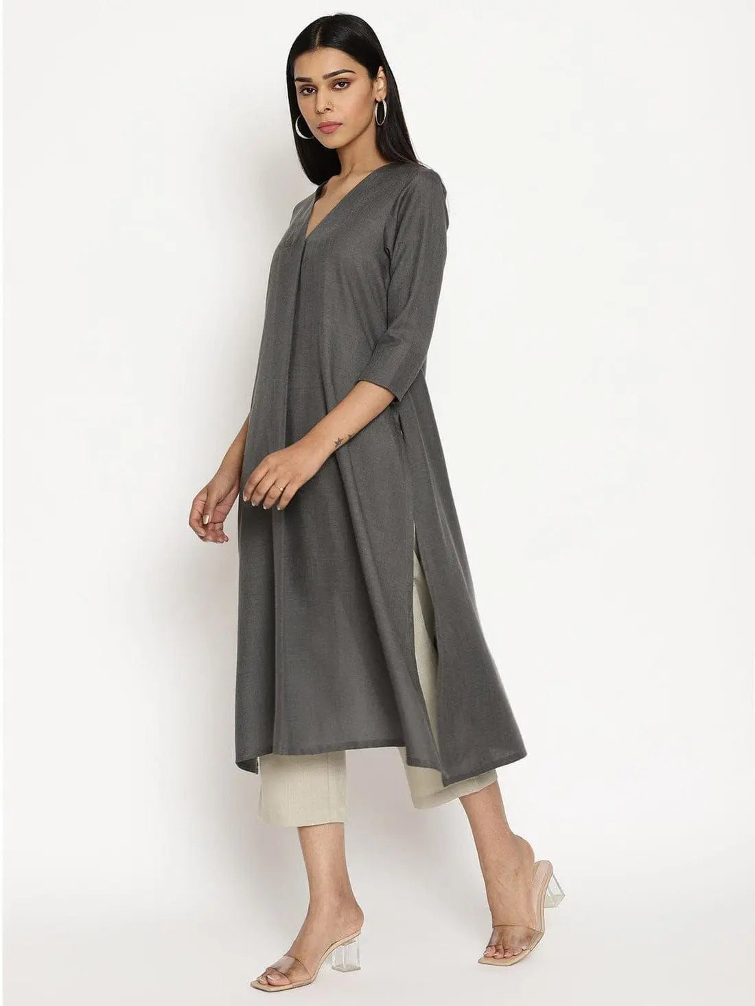 V-neck cotton coord set for festive and casual styling

