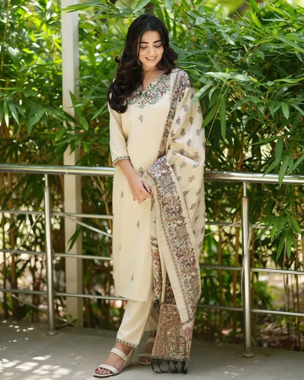 Embroidered straight kurta with high ankle pants and dupatta

