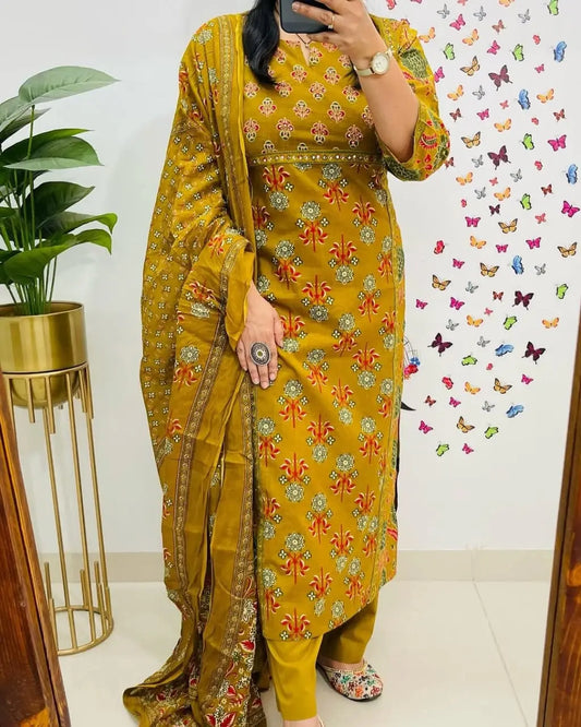 Full front view of heavy cotton kurti pant dupatta set

