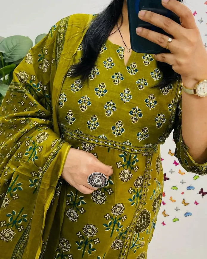 Close-up of cotton sequence work on kurti

