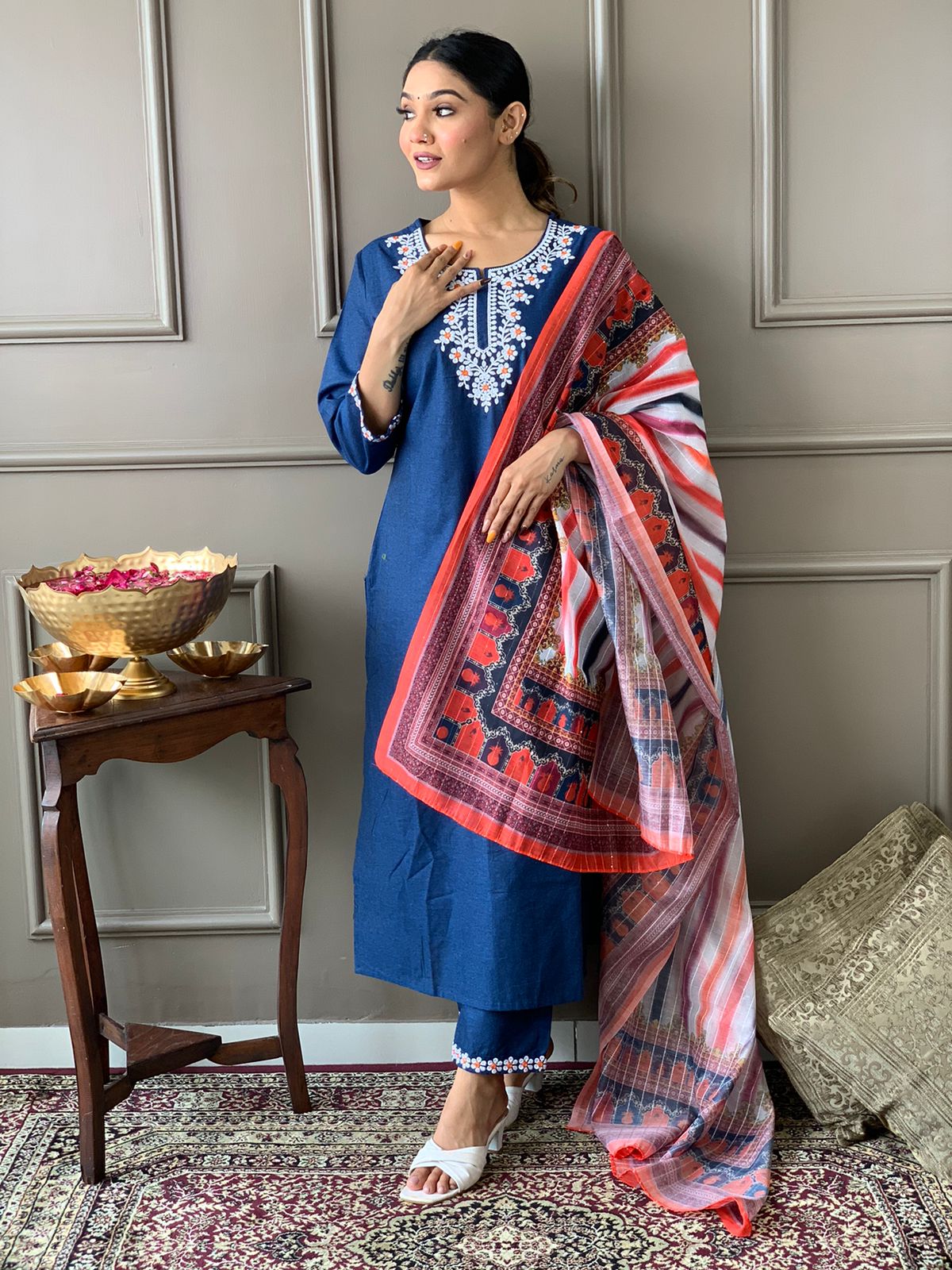 Maabetii Blue Floral Thread Embroidery Cotton Straight Suit Set