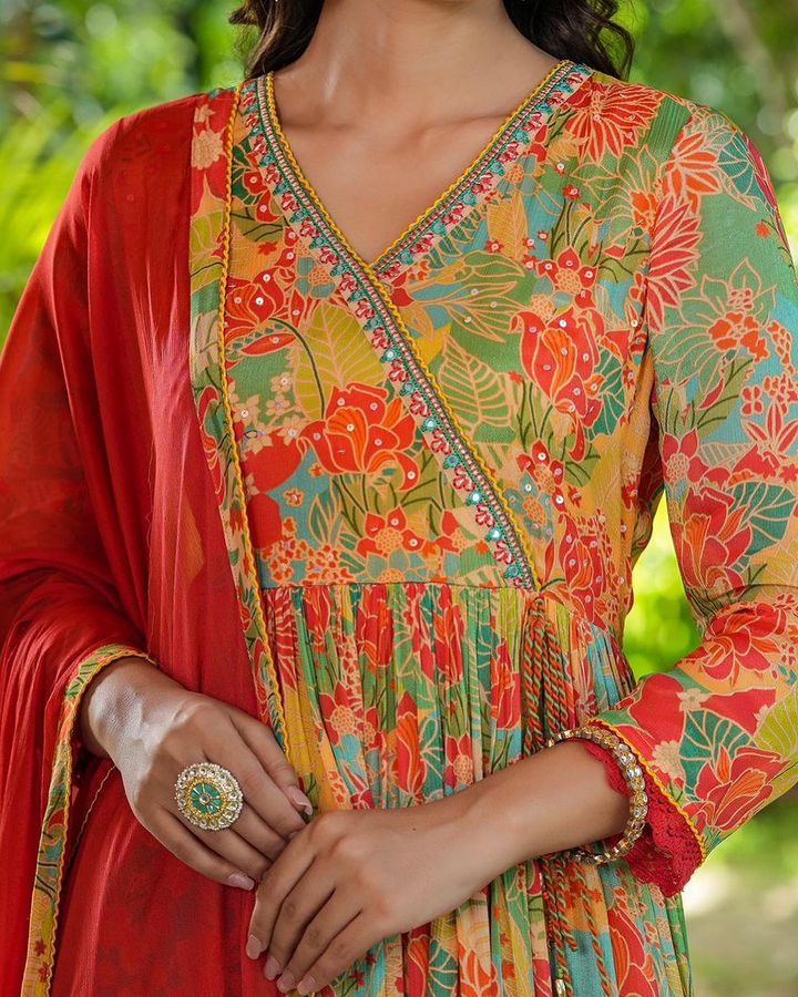 Maabetii Green & Red Floral Printed Chinnon Angarkha Suit Set