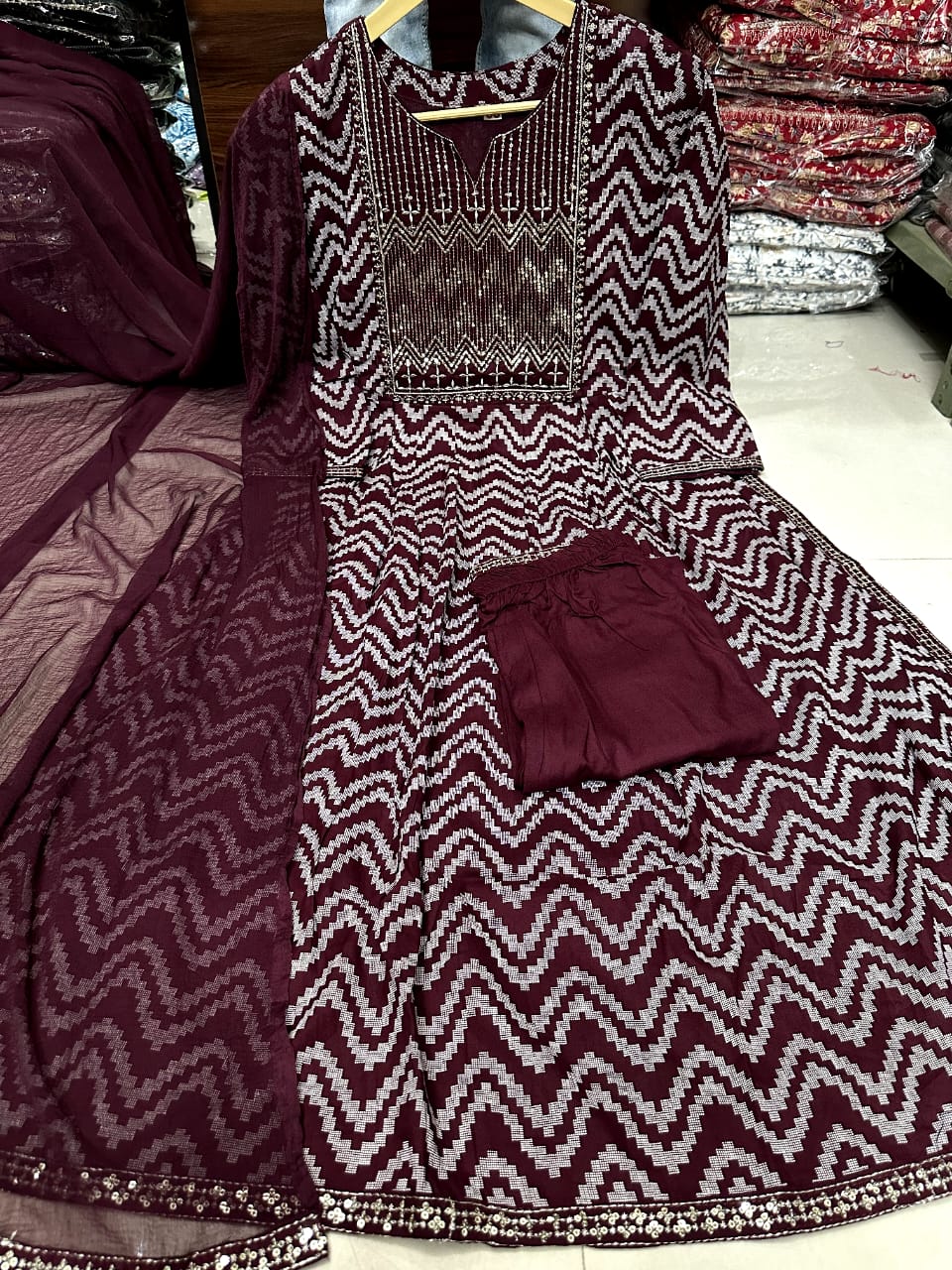 Maabetii Maroon Sequence Embroider Rayon Naira Cut Suit Set