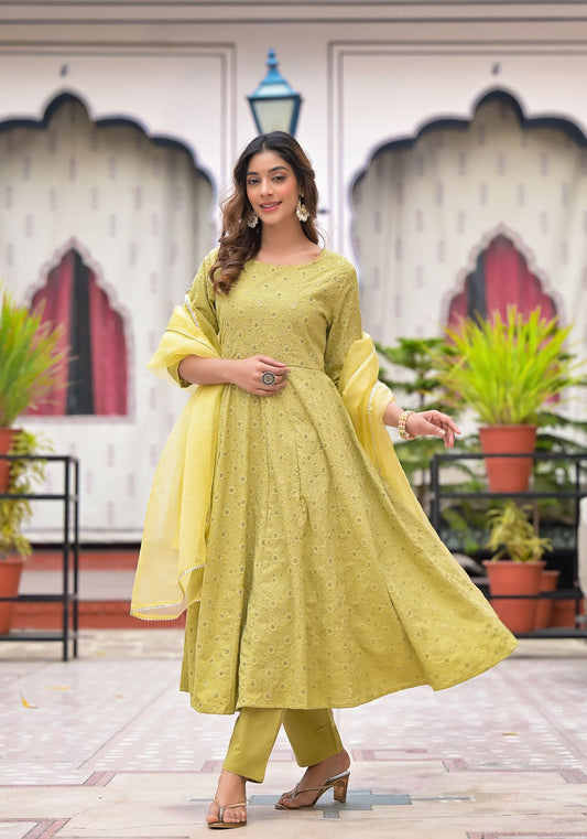 Maabetii Multani Yellow Silfi Embroider Cotton 18 Kali Anarkali Suit Set