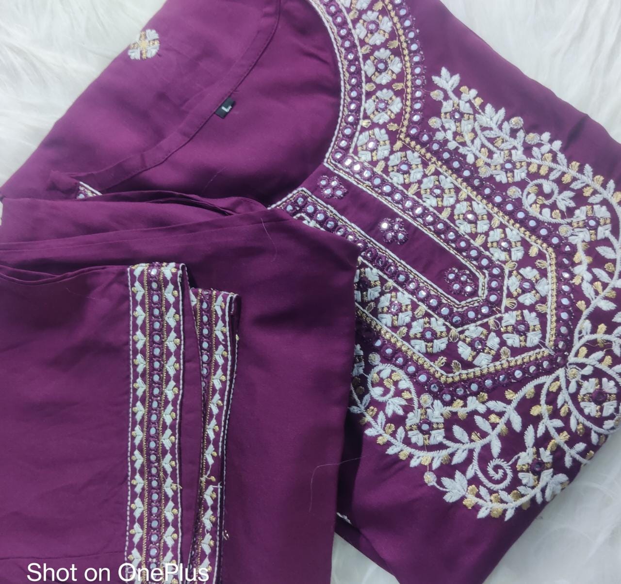 Maabetii Purple Embroider High Quality Rayon Straight Suit Set