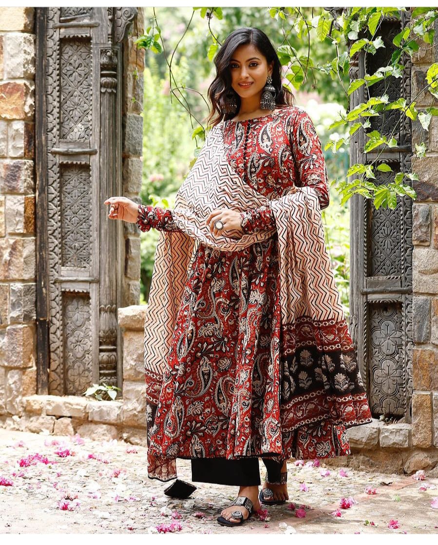 Maabetii Red Printed Handwork Cotton Anarkali Suit Set