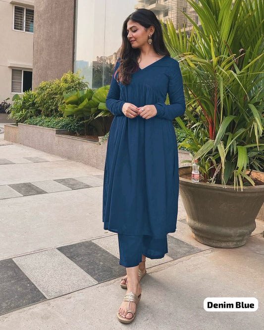 Maabetii Simple Blue Color Rayon Solid Kurta Plazzo Coord Set