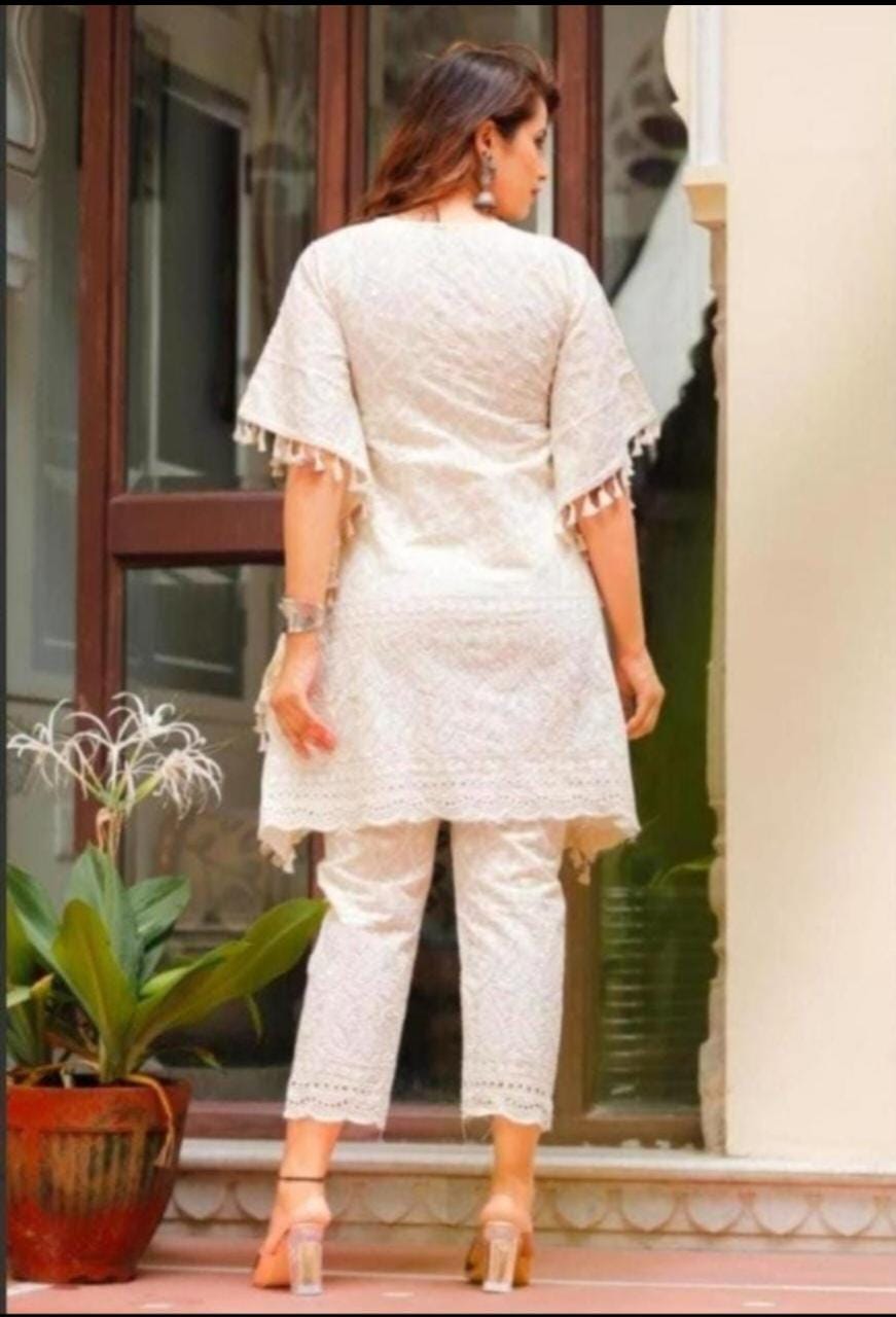 Maabetii White Cotton Kaftan Kurta of Embroidery Work with Matching Pant