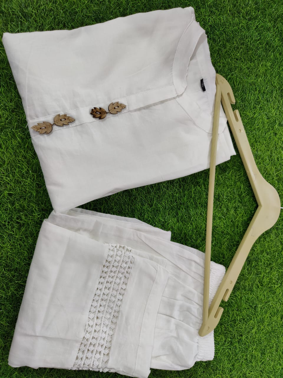 MaaBetii White Cotton Kurta with Matching Pant Co-ord Set