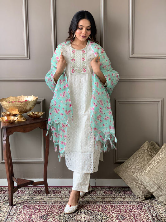 Maabetii White Embroider Chicken Cotton Straight Suit Set