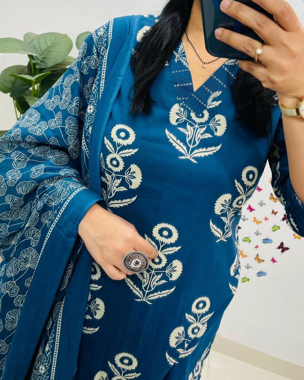 Maabetii Blue Cotton Printed Straight Fit Suit Set