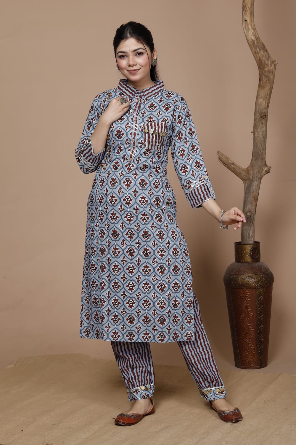 Maabetii Grey Rayon Coin Work Kurti Pant Set