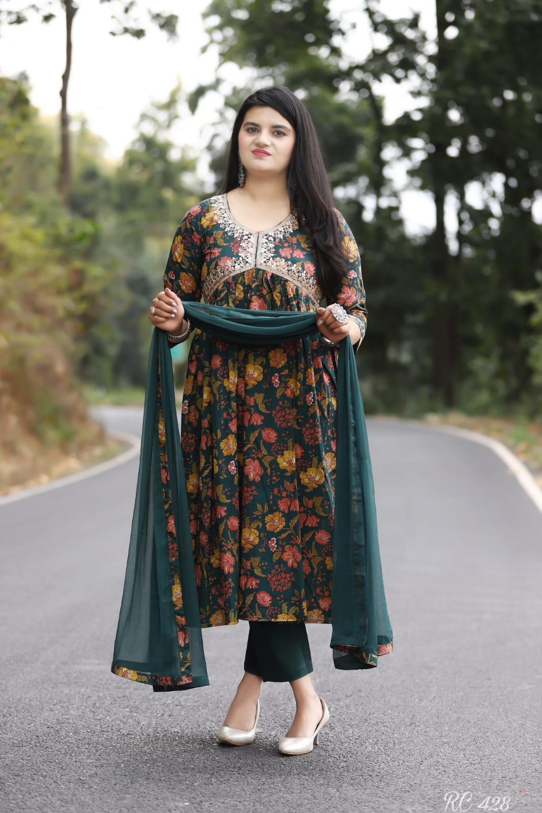 Maabeti Floral Anarkali Alia Cut suit