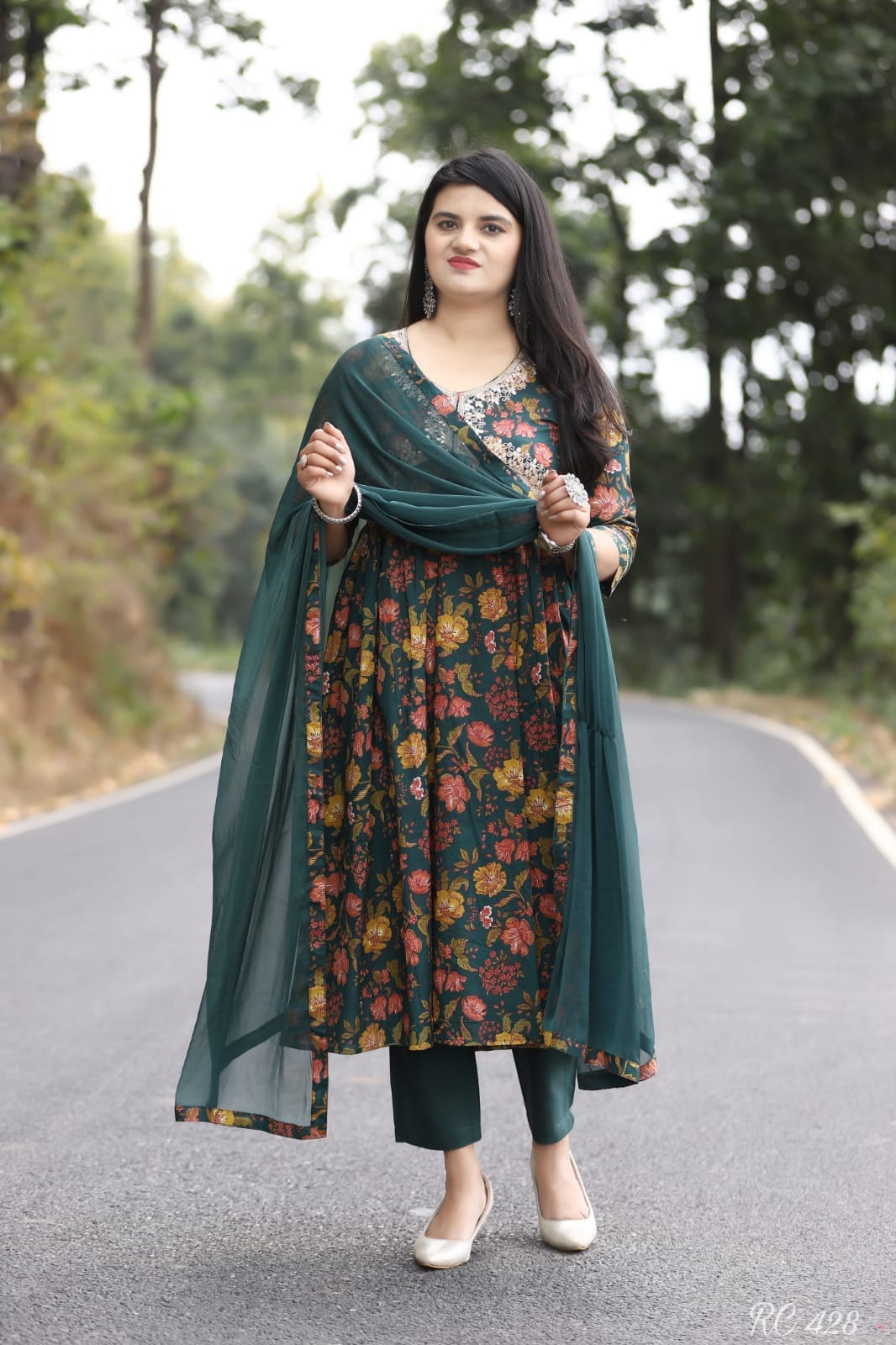 Maabeti Floral Anarkali Alia Cut suit