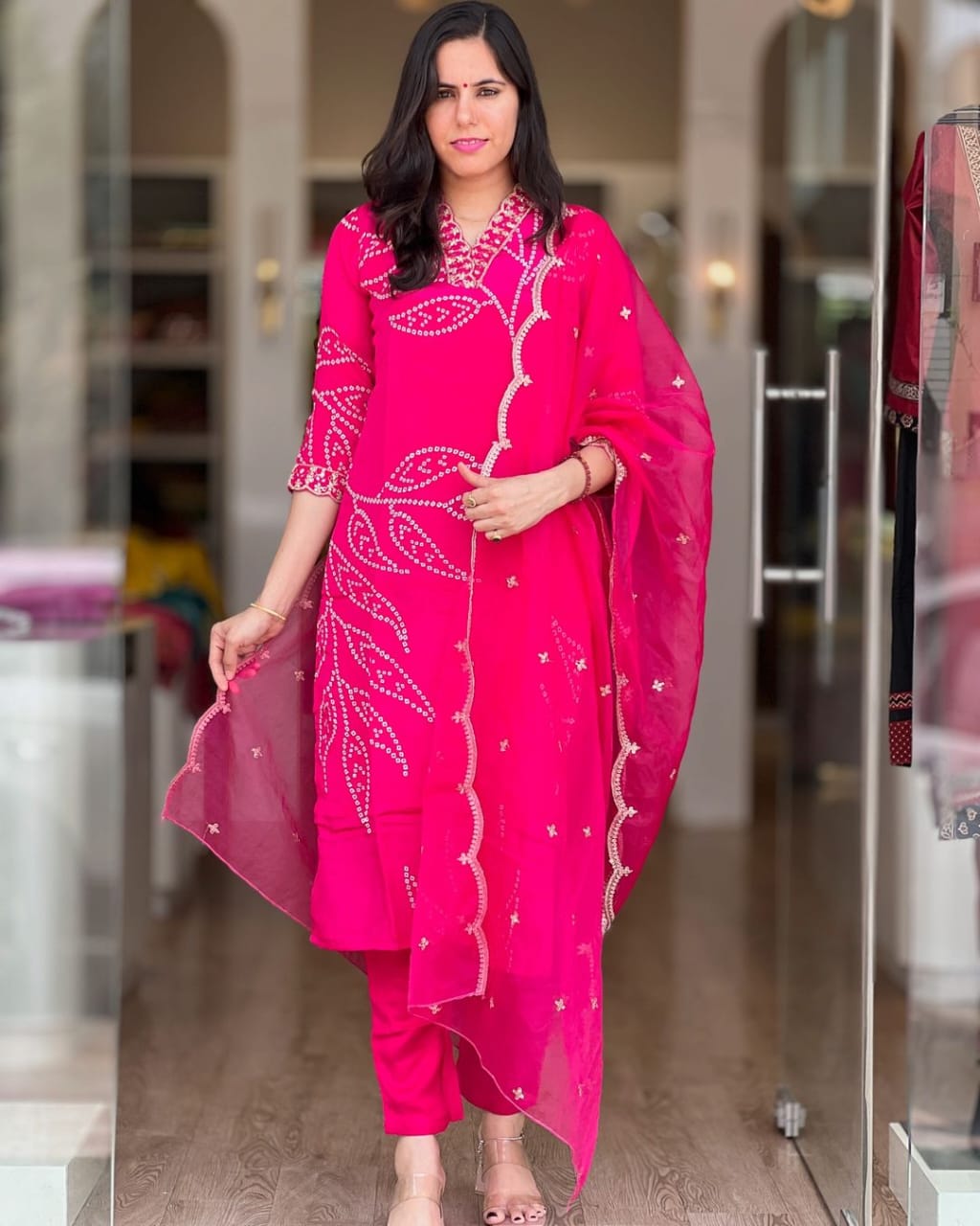 Maabetii Pink Cotton Bandej Embroidery Work Suit Set