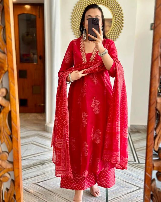 Maabetii Red Cotton Embroidery Work Suit Set-FESTIVE WEAR