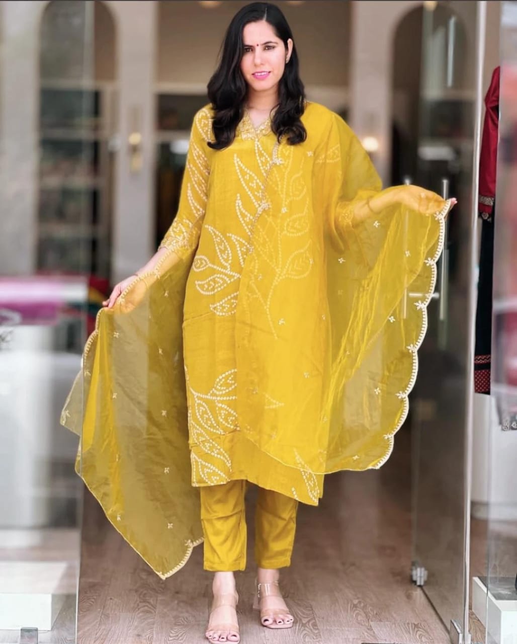 Maabetii Yellow Cotton Bandej Embroidery Work Suit Set