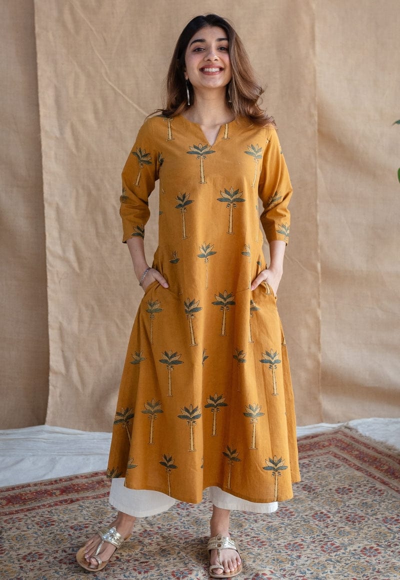 Maabetii Yellow Cotton Printed A-Line Kurti & Pant