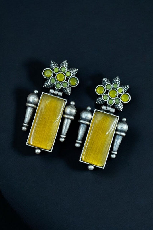 Maabetii Yellow Silver Monalisa Stone Stud Earrings