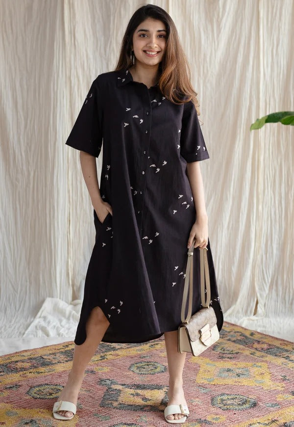 Black floral cotton midi kurti with puff sleeves – front view

