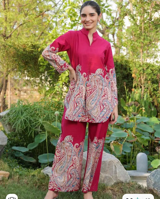Woman wearing digital print cotton lilan coord set

